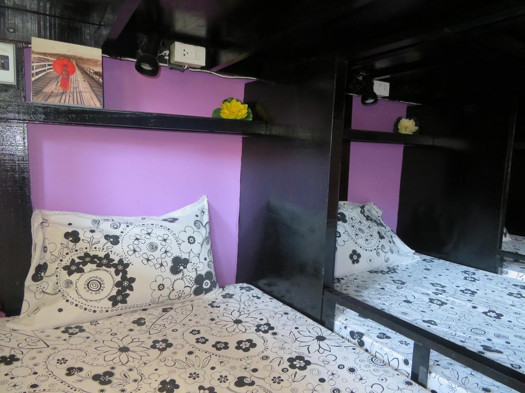 Same Same Guesthouse, Bar & Restaurant (Adults Only) Haad Rin Exteriér fotografie