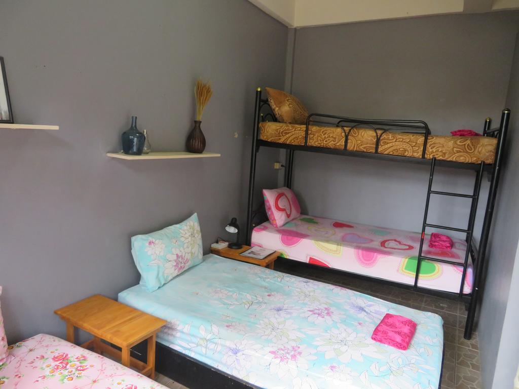 Same Same Guesthouse, Bar & Restaurant (Adults Only) Haad Rin Exteriér fotografie
