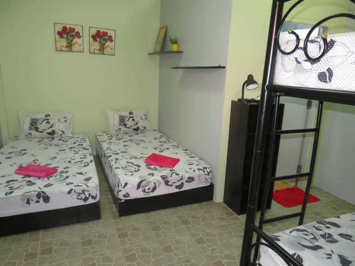 Same Same Guesthouse, Bar & Restaurant (Adults Only) Haad Rin Exteriér fotografie