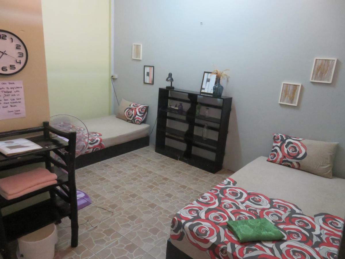 Same Same Guesthouse, Bar & Restaurant (Adults Only) Haad Rin Exteriér fotografie