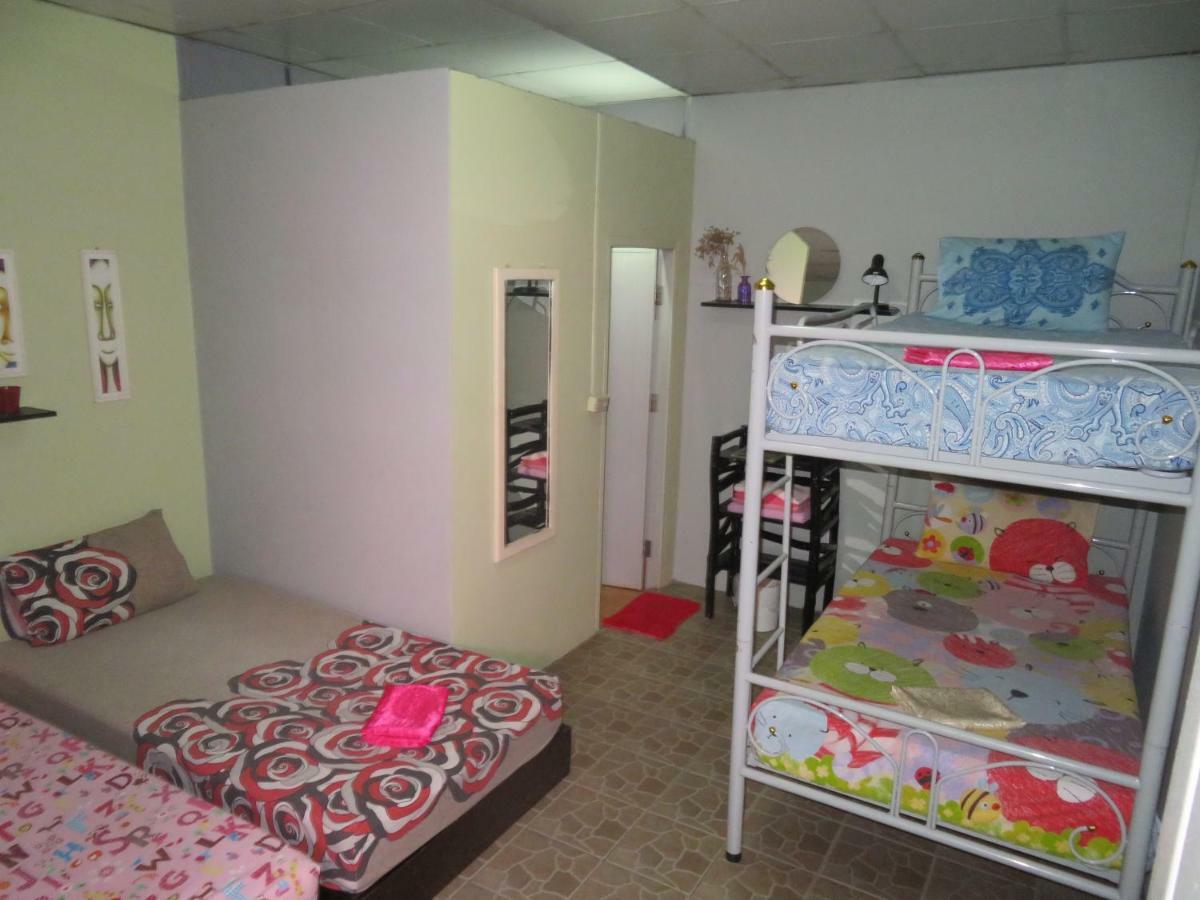 Same Same Guesthouse, Bar & Restaurant (Adults Only) Haad Rin Exteriér fotografie