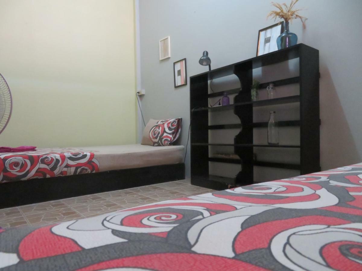 Same Same Guesthouse, Bar & Restaurant (Adults Only) Haad Rin Exteriér fotografie