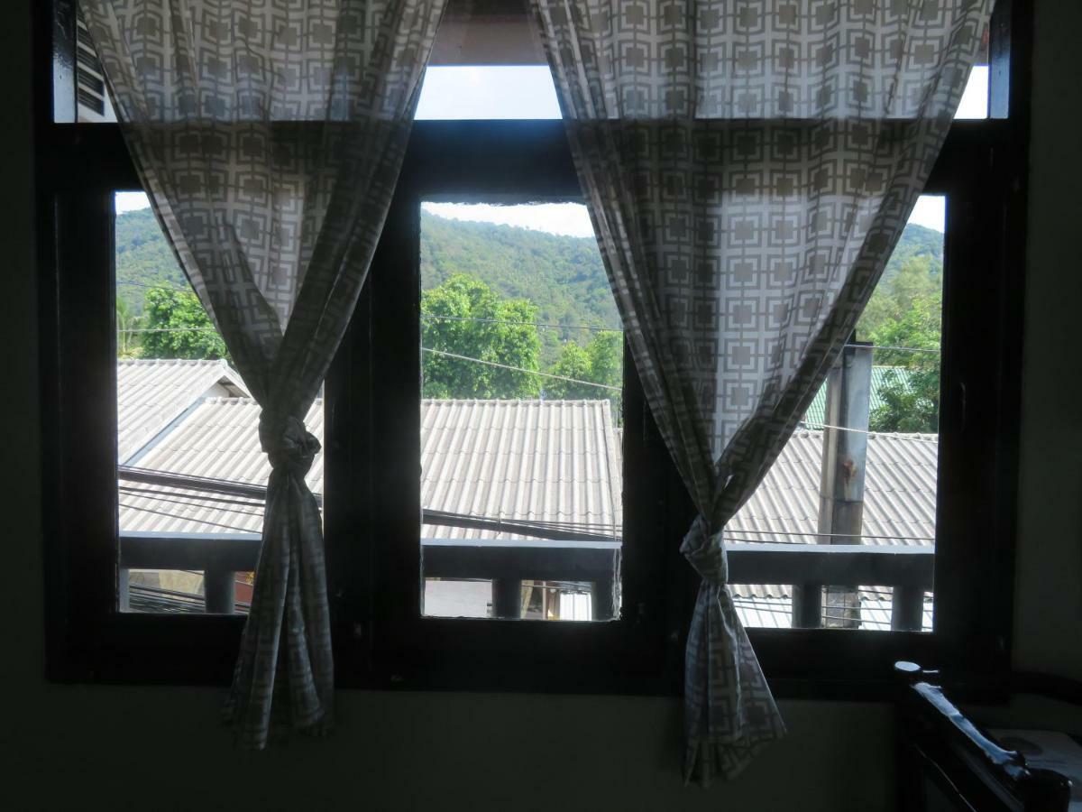 Same Same Guesthouse, Bar & Restaurant (Adults Only) Haad Rin Exteriér fotografie